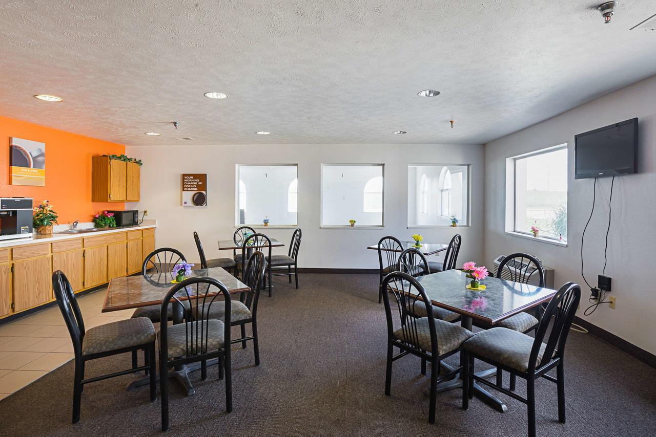 Motel 6 Omaha - Iat West Екстериор снимка