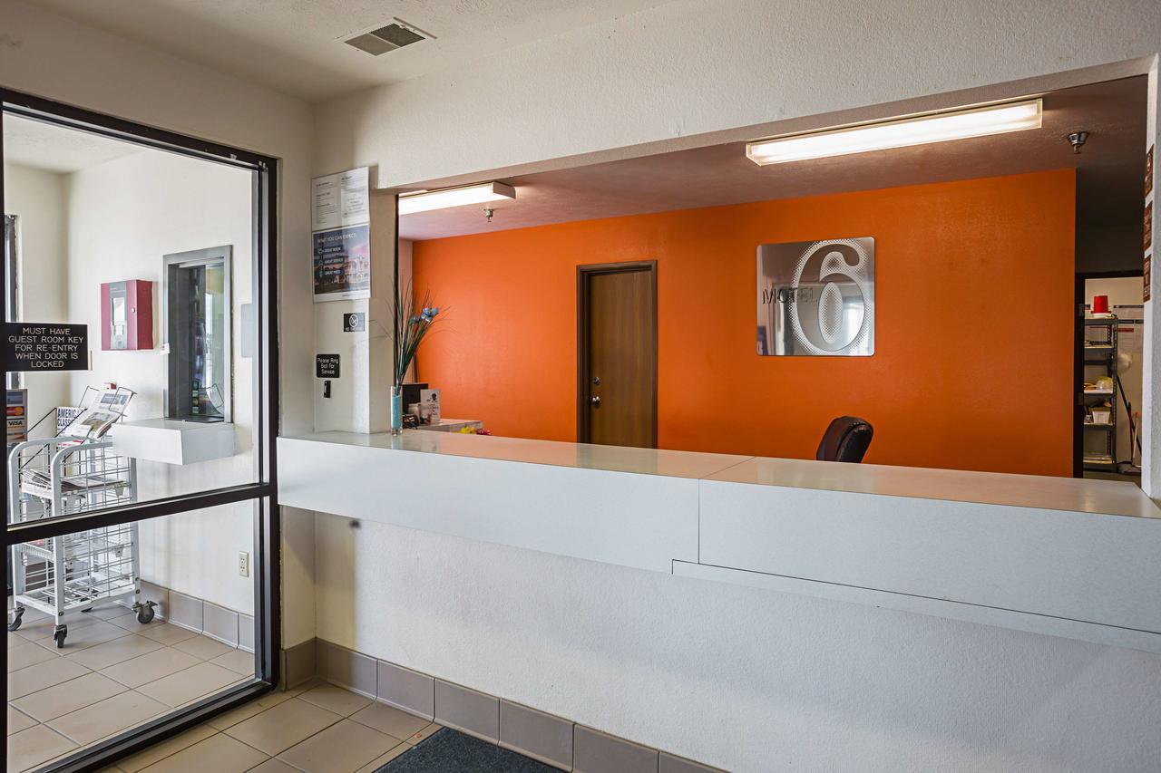 Motel 6 Omaha - Iat West Екстериор снимка