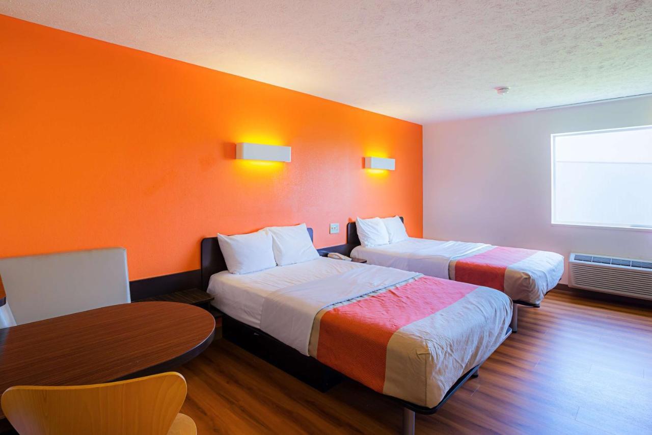 Motel 6 Omaha - Iat West Екстериор снимка