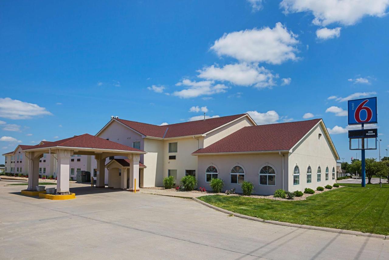 Motel 6 Omaha - Iat West Екстериор снимка